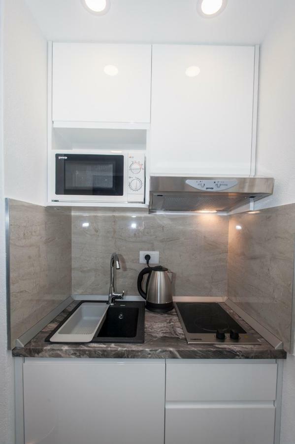 Apartmani Spiline - Mia Baška Voda Exterior foto