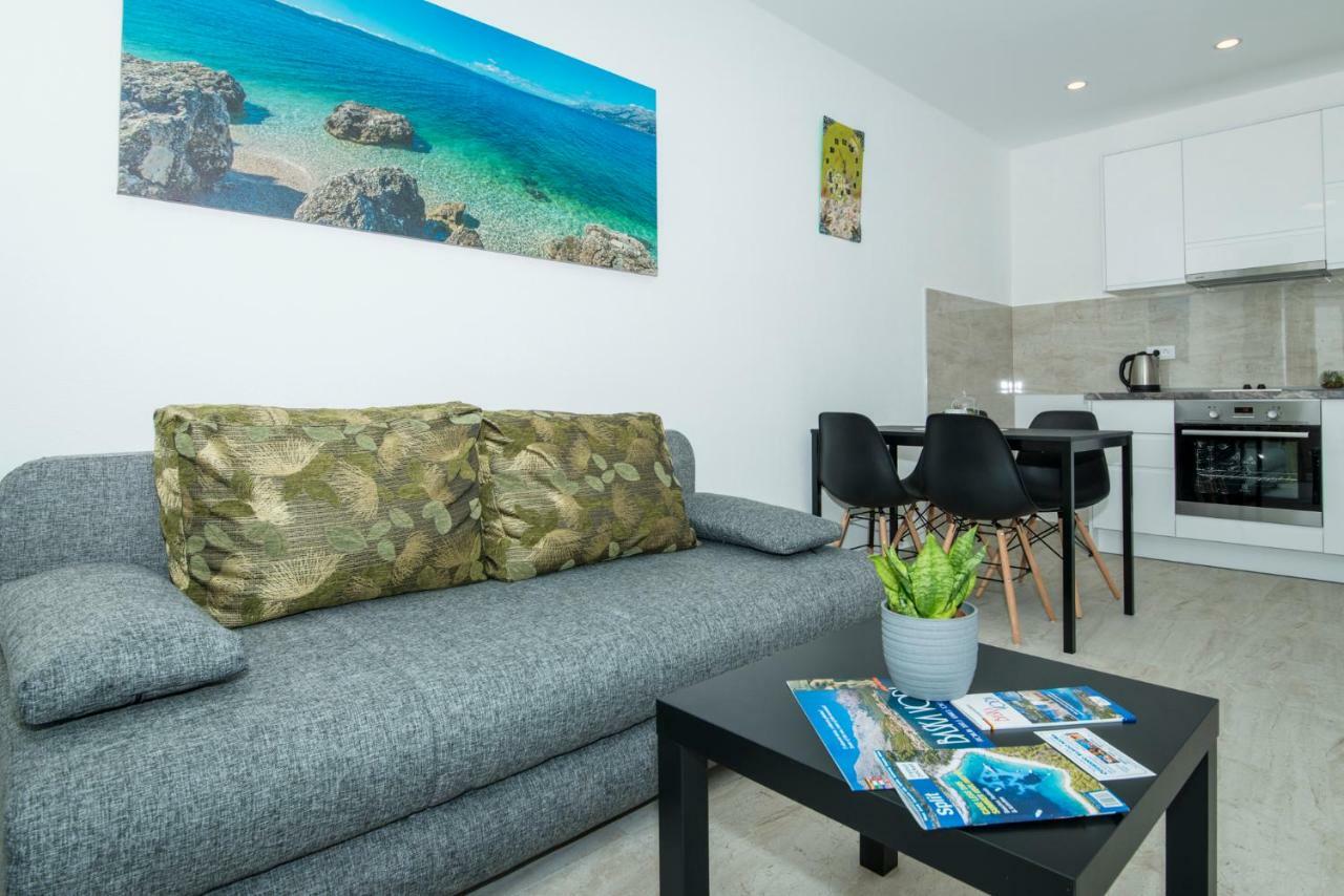 Apartmani Spiline - Mia Baška Voda Exterior foto